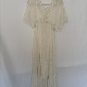 Elegant Cream Maxi Dress